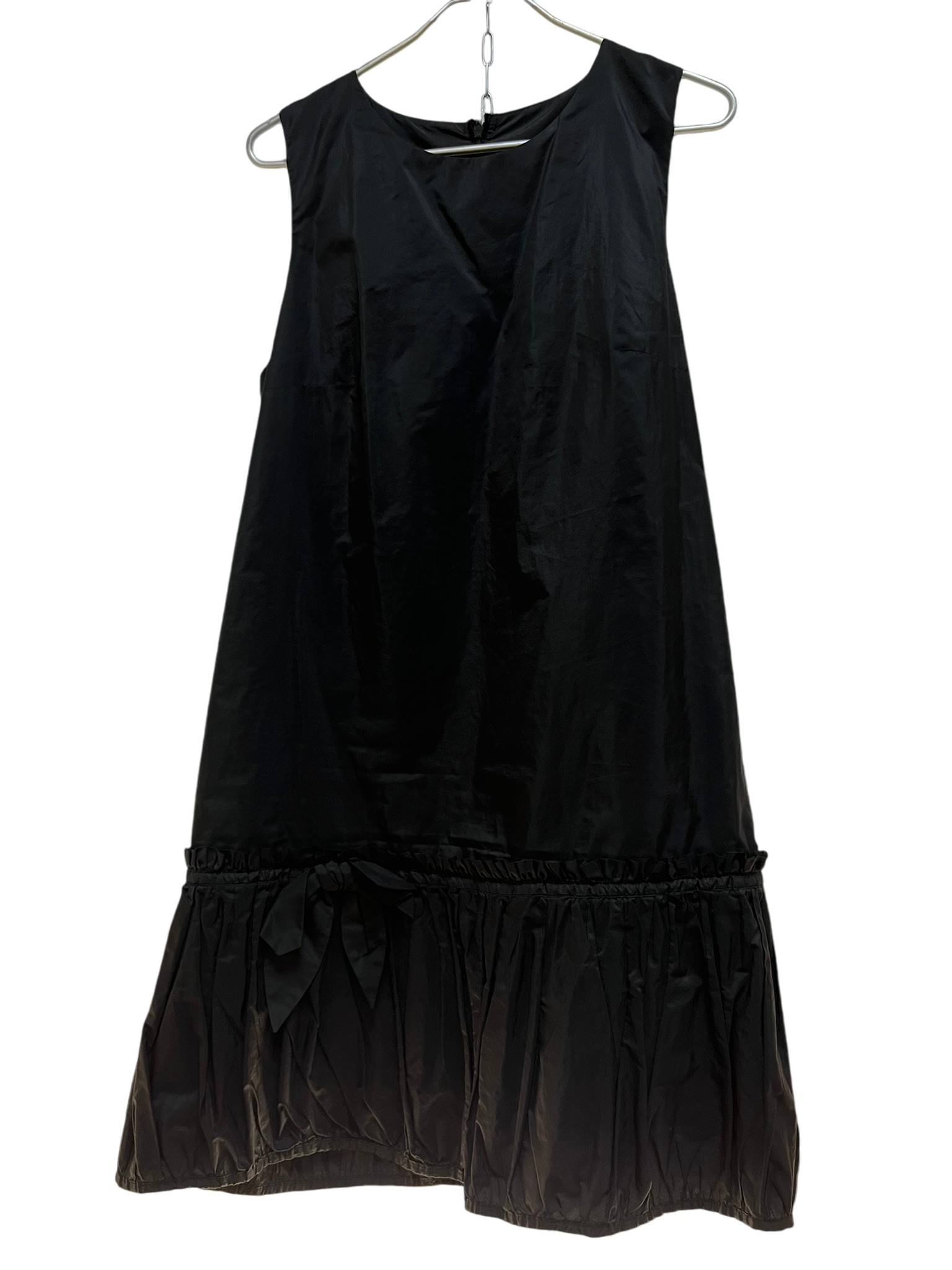 Robe noire courte sans manche T40