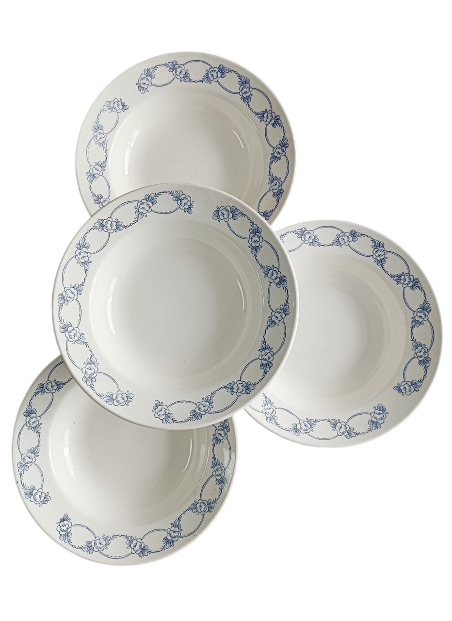 Service de 4 assiettes en faïence fleurie