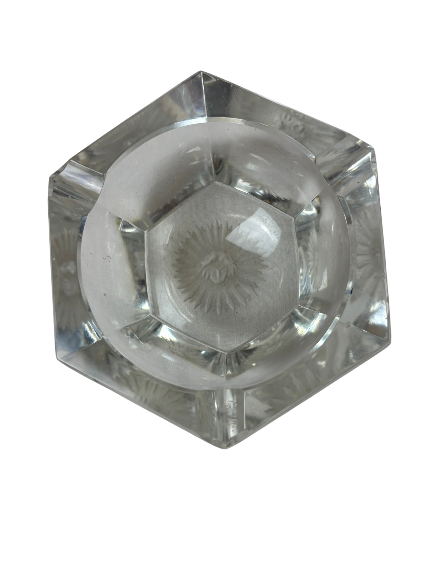 Cendrier en cristal hexagonal