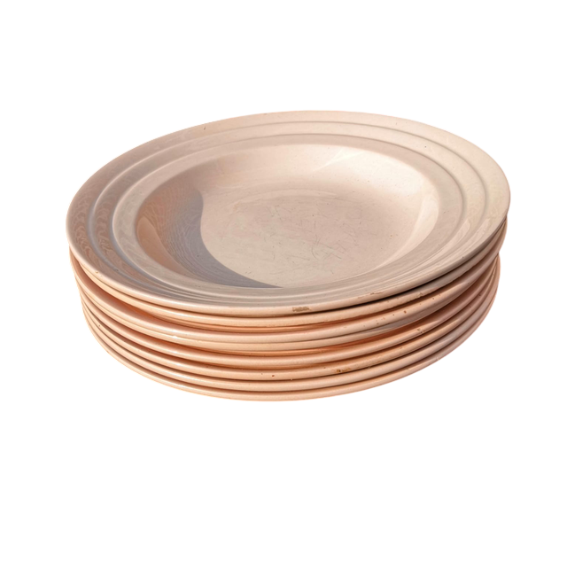 Ensemble d'assiettes plates et à dessert