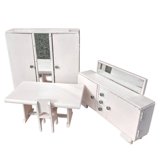 Ensemble de mobilier miniature en bois