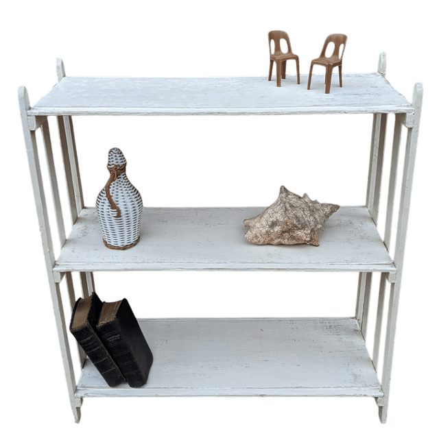 Meuble de rangement patiné