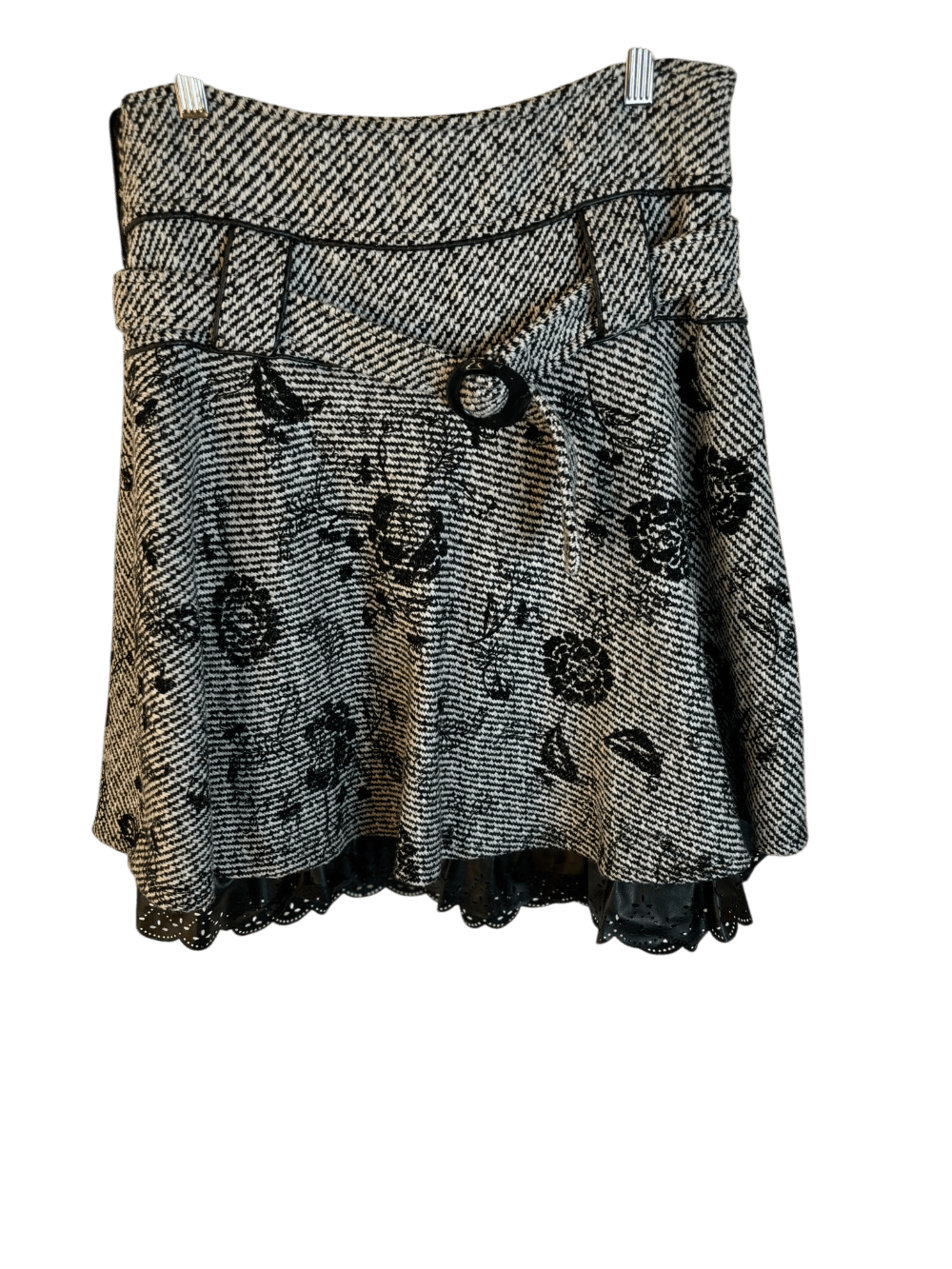 Jupette en tweed noir et blanc